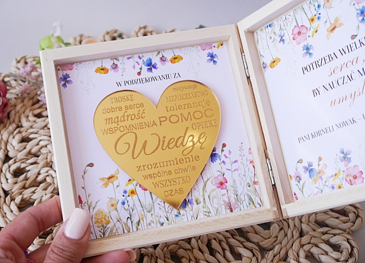 PODZIĘKOWANIE DLA NAUCZYCIELA ZAKOŃCZENIE ROKU złote serce PREZENT pudełko